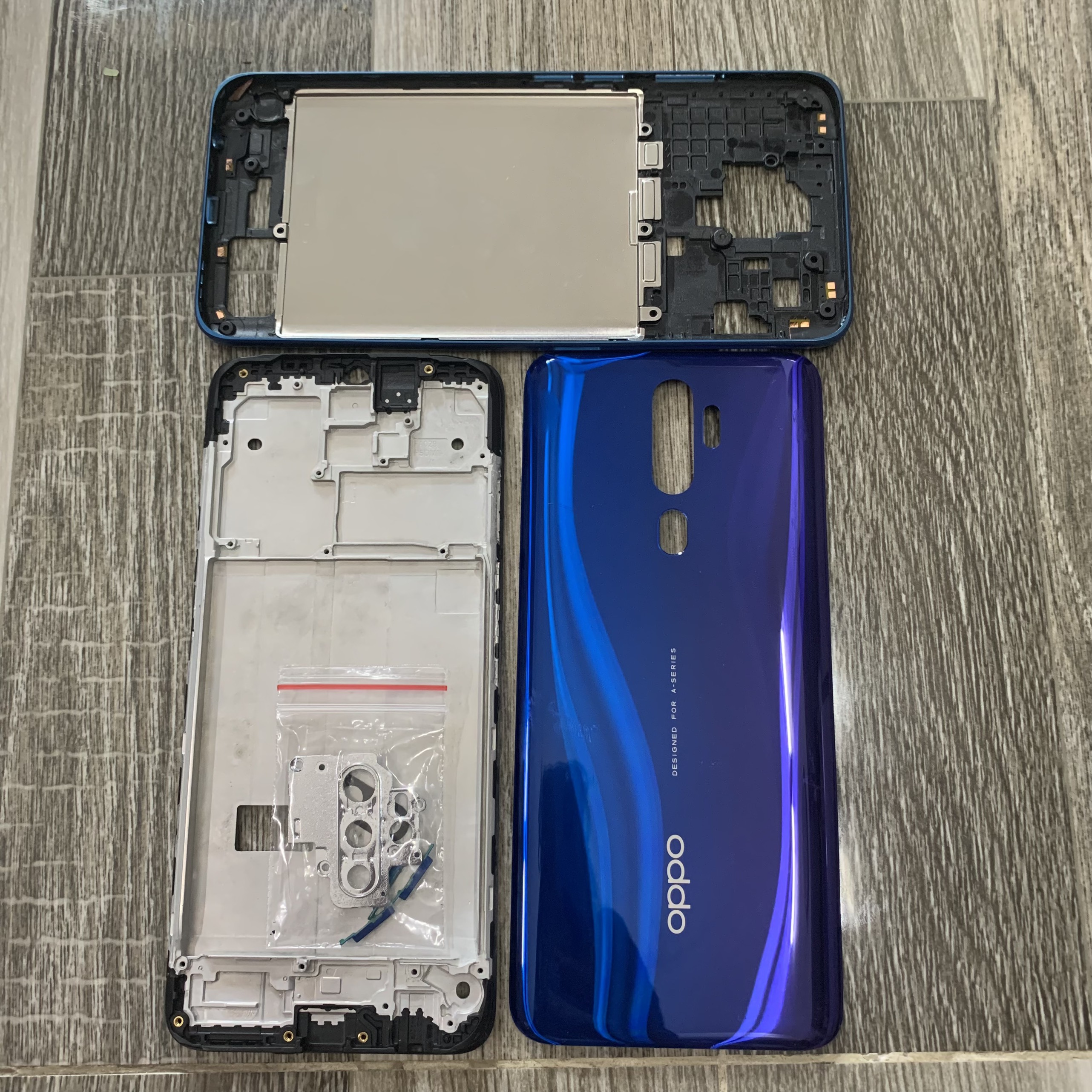 vỏ bộ điện thoại oppo a9(2020),a5(2020)có khèm cả khe sim