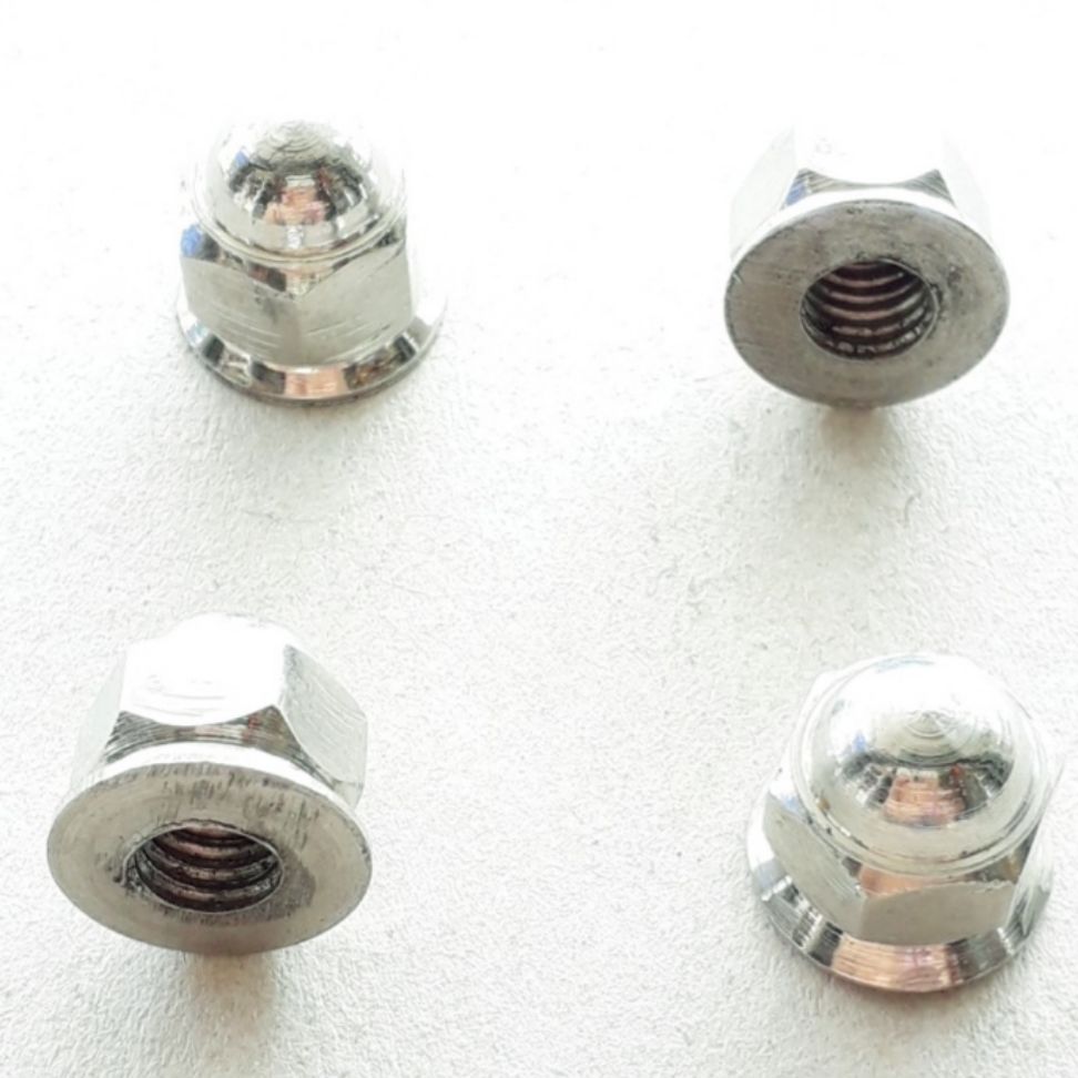 Ốc bầu inox x10ly x 4.con