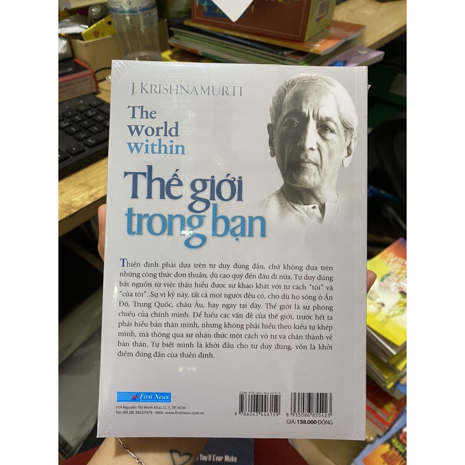 Sách - Thế giới trong bạn - First News