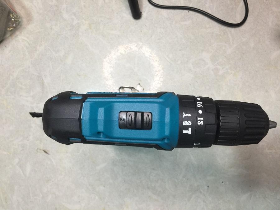 MAKITA KHOAN PIN 21V-Có Búa