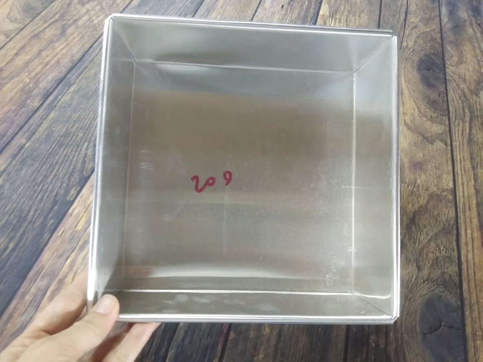 KHUÔN BÁNH NHÔM HÌNH VUÔNG ĐẾ LIỀN 20 CM - LOẠI DÀY