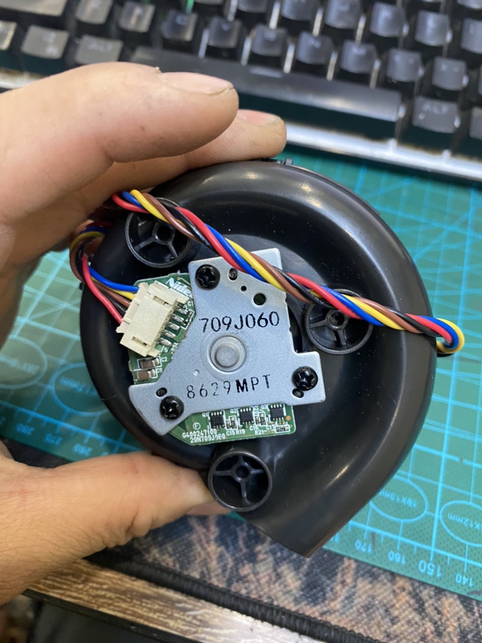 Linh kiện Quạt hút robot hút bụi Ecovacs Deebot DM86