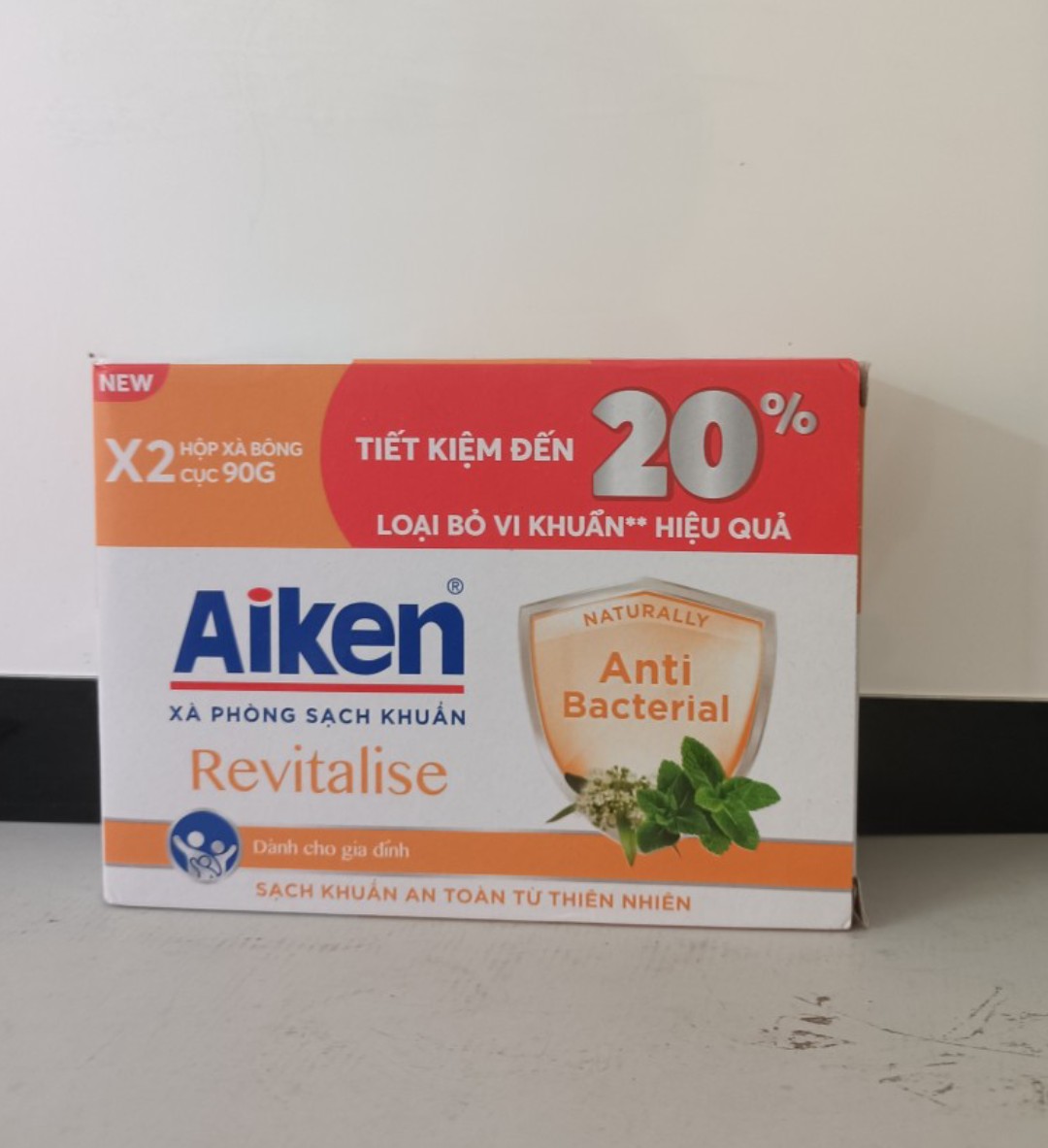Hộp gồm 2 Xà bông cục Aiken 90g x 2