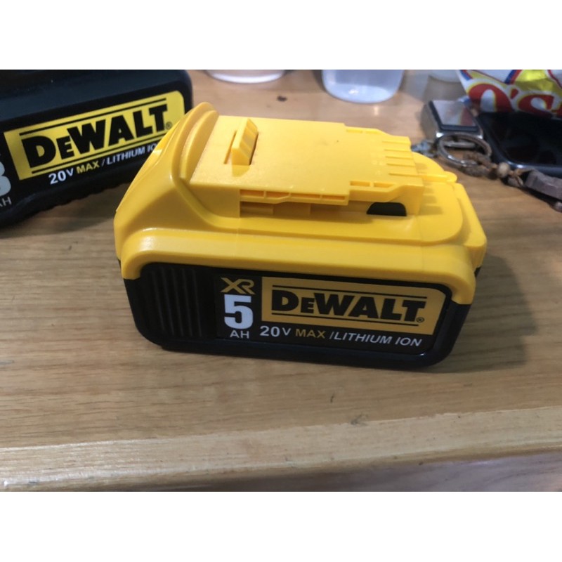 [HCM]pin đóng mới dewalt 5ah