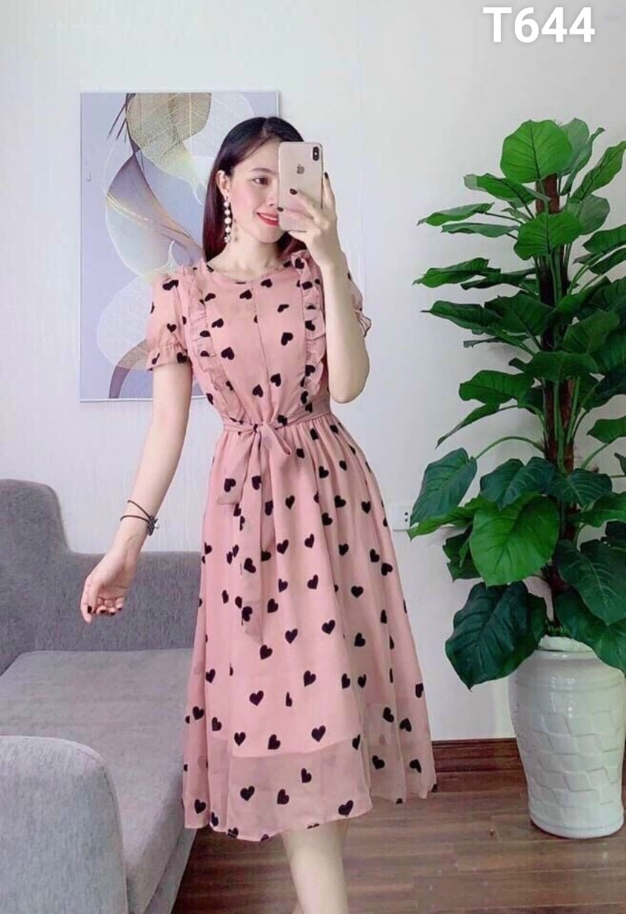Đầm xoè bèo in trái tim cổ v siêu xinh t644