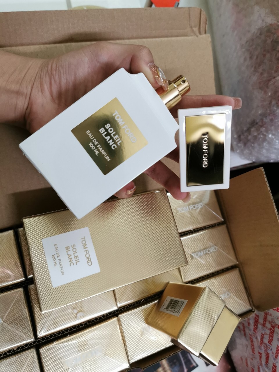 Nước hoa unisex Soleil Blanc của hãng TOM FORD