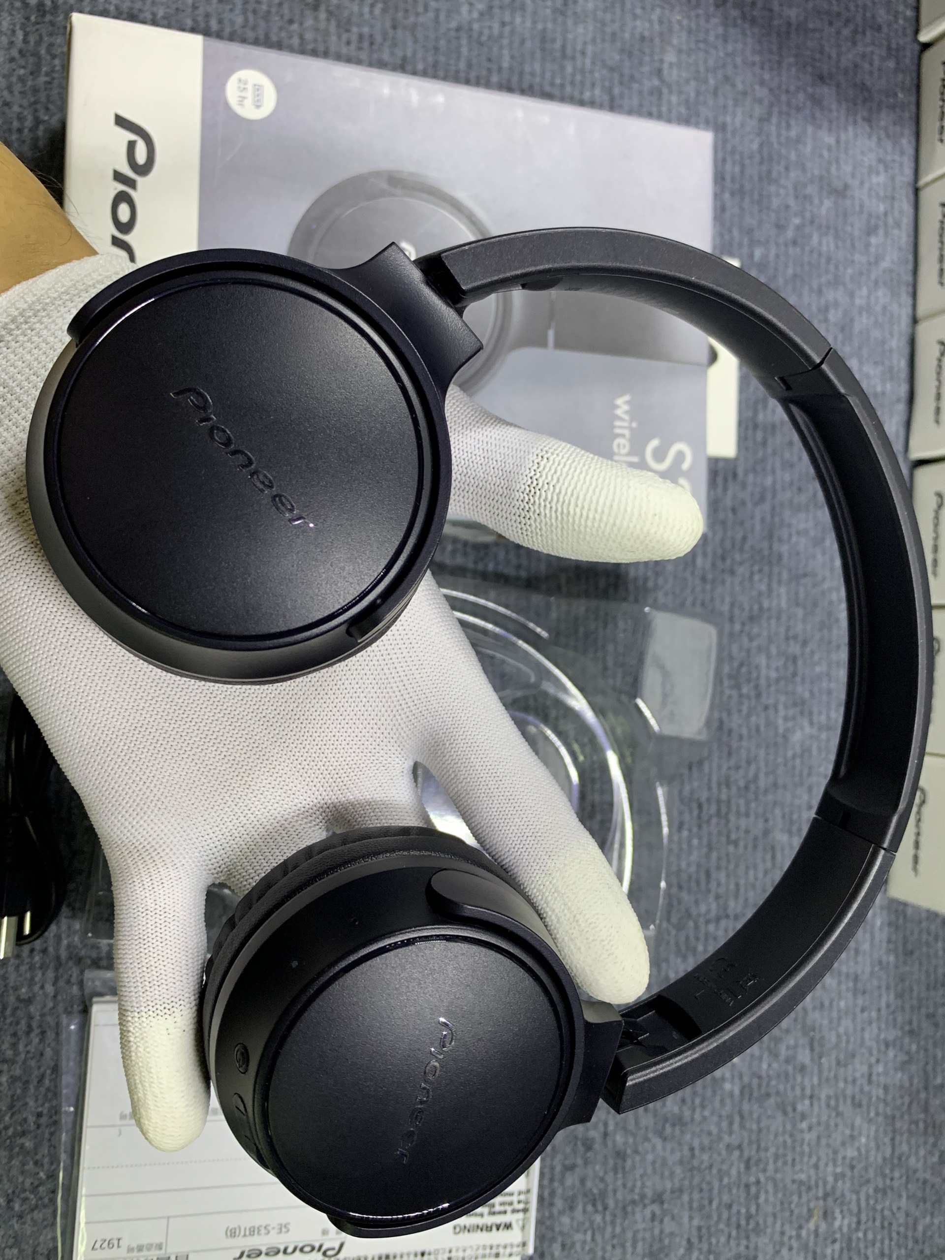 Tai nghe bluetooth PIONEER SE-S3BT siêu thi nhật
