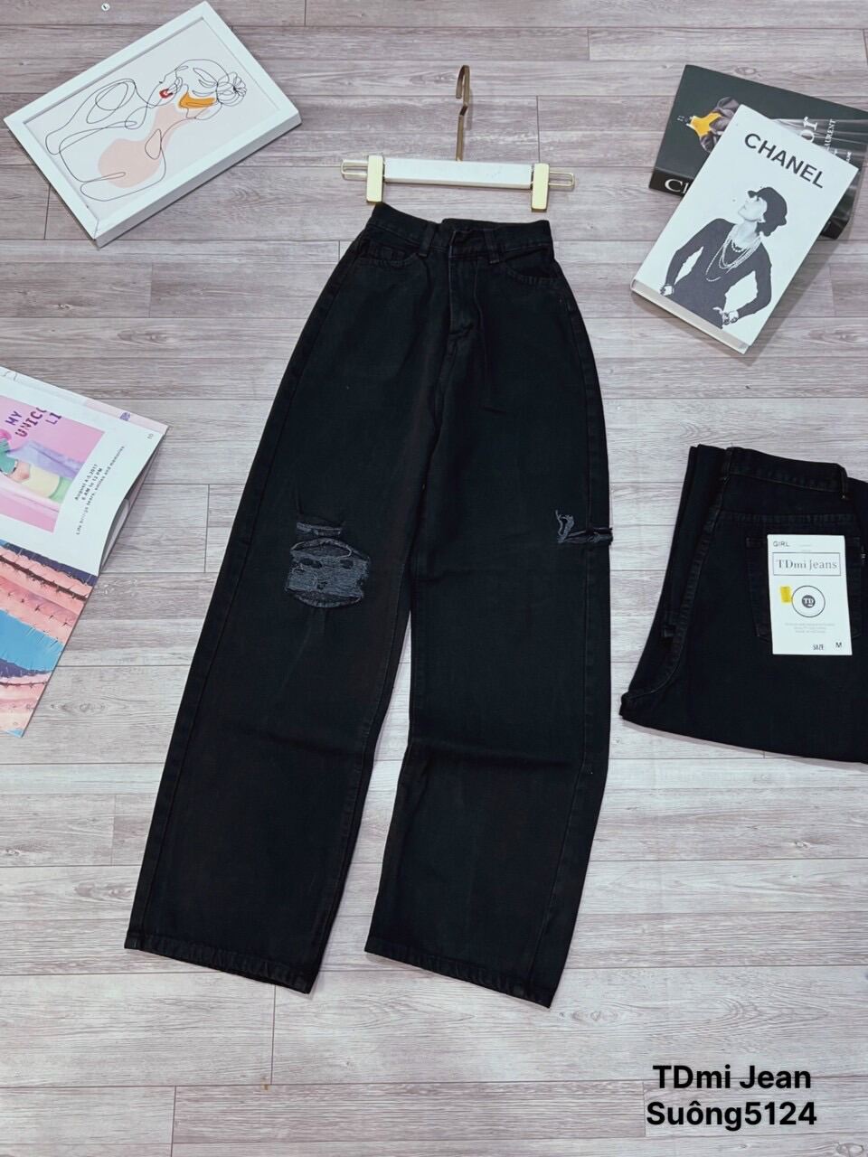 Baggy Jeans Lưng Cao Ống Suông Rách Mảng