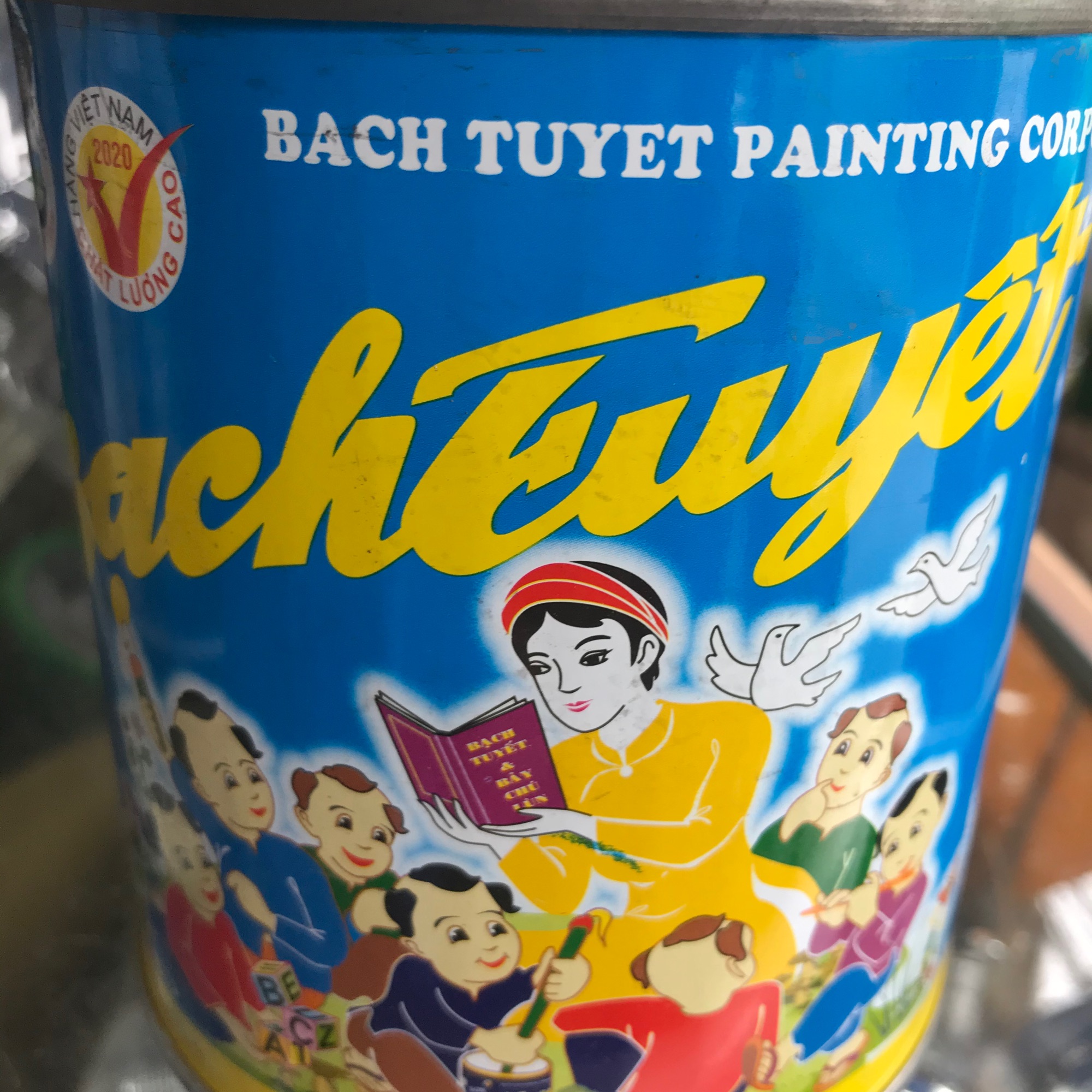 Sơn Bạch Tuyết 1kg màu trắng