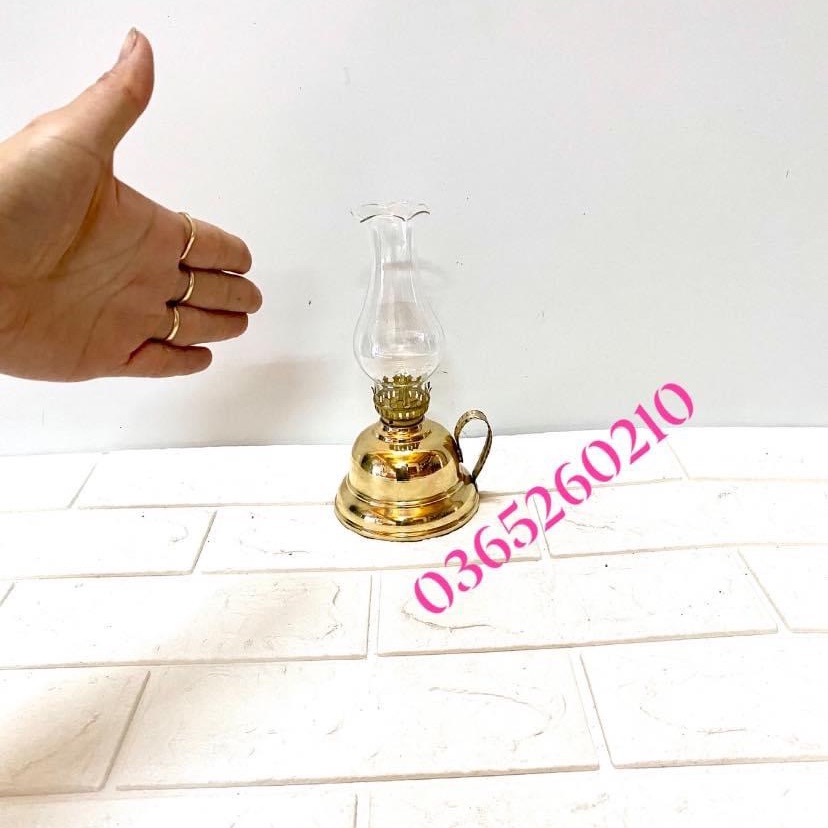 ĐÈN DẦU CỠ VÒNG ĐẾ CHẤT LIỆU BẰNG ĐỒNG