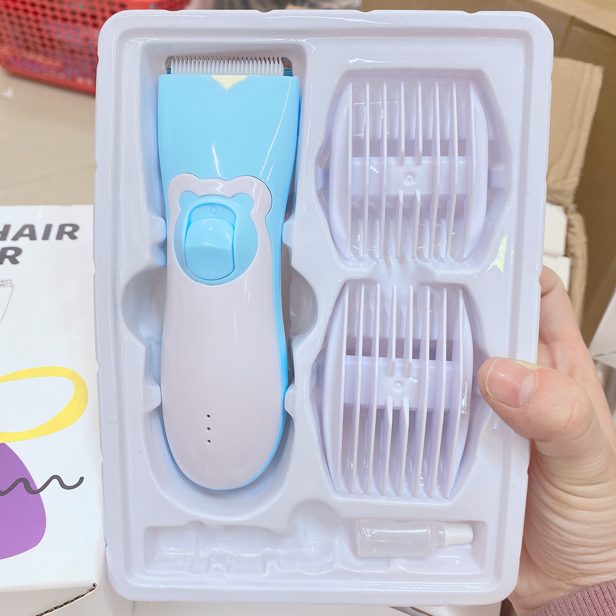 Tông Đơ Cắt Tóc Cho Bé Lukbaby ( Tặng kèm áo choàng )