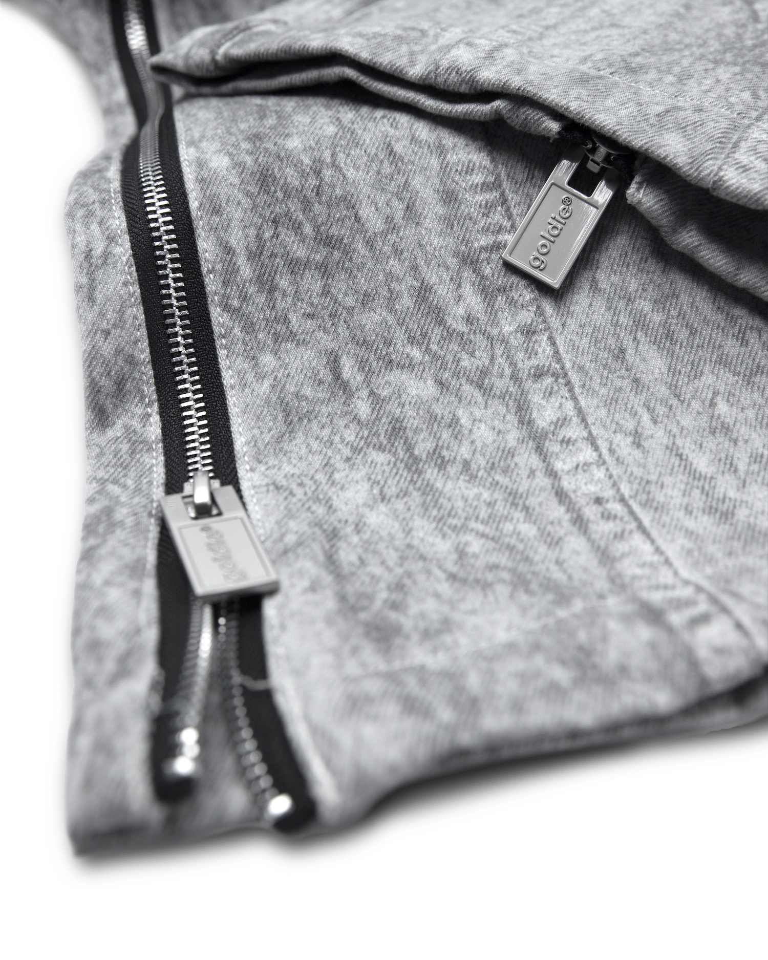 ZIPPED GREY WASHED DENIM PANTS