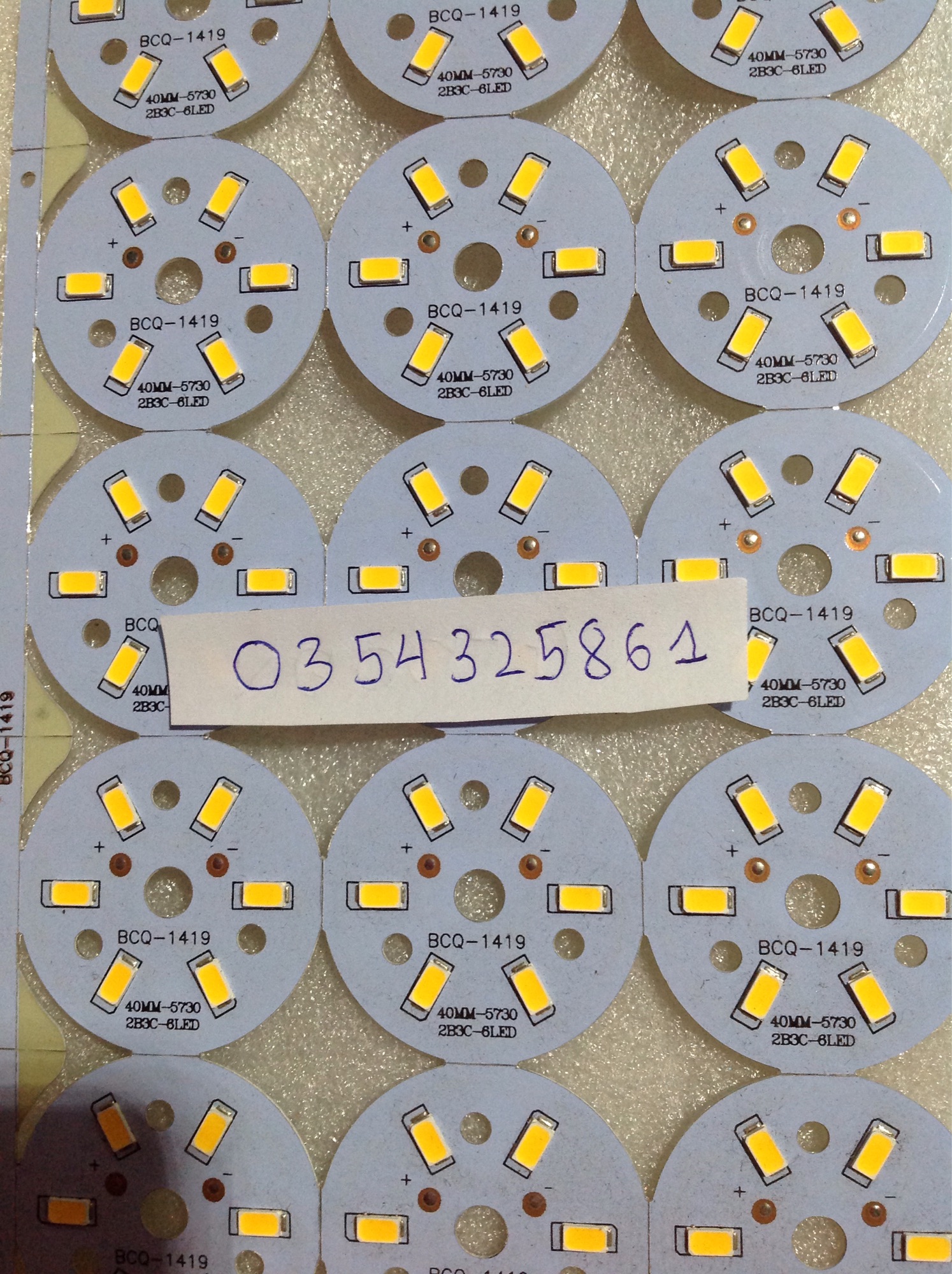 Led miếng tròn 3w qua chấn lưu 12v giá 2 led