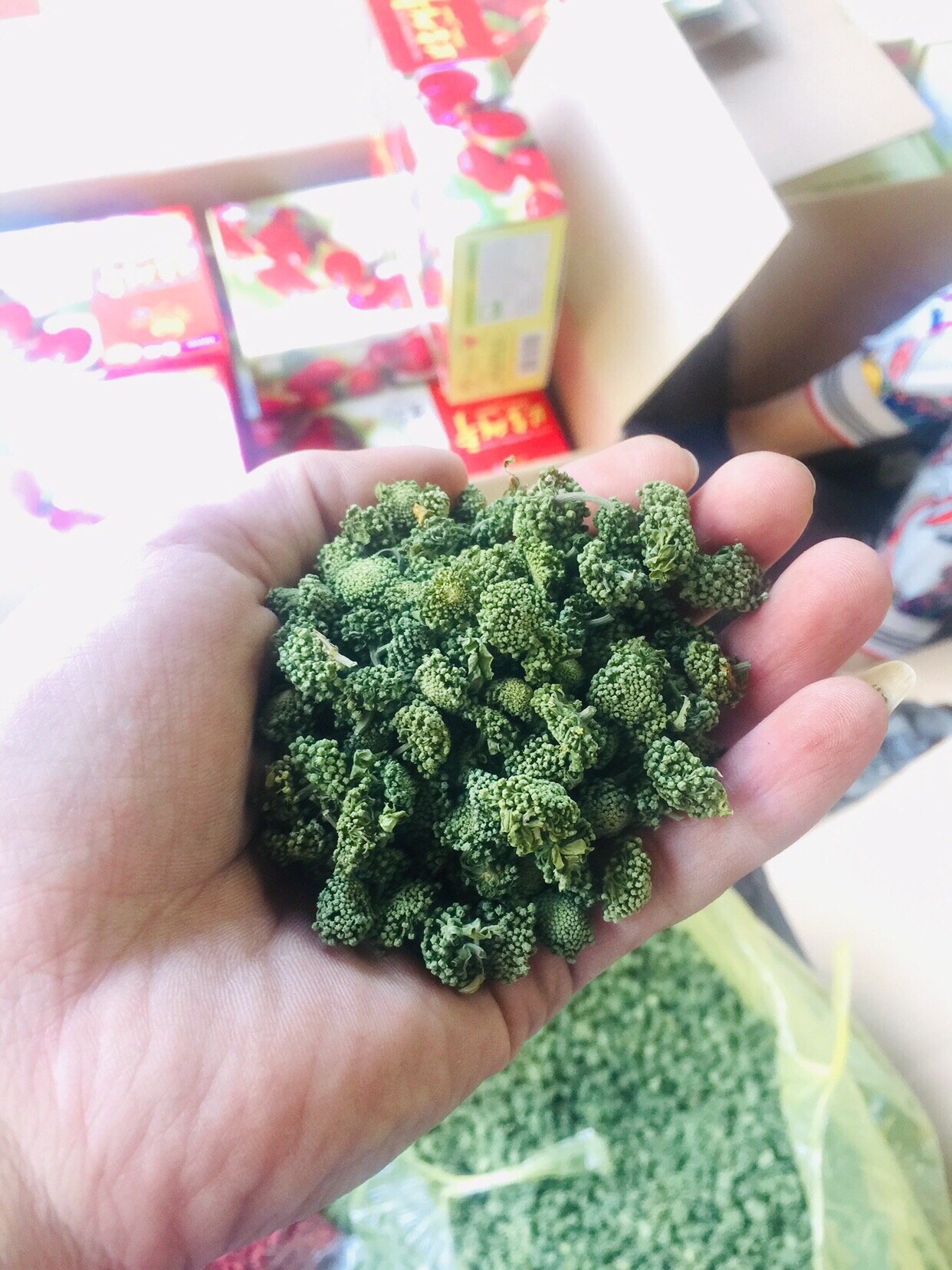 Hộp 250gr Trà Nụ Tam Thất Bao Tử