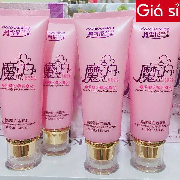 SỮA RỬA MẶT HOÀNG CUNG HỒNG