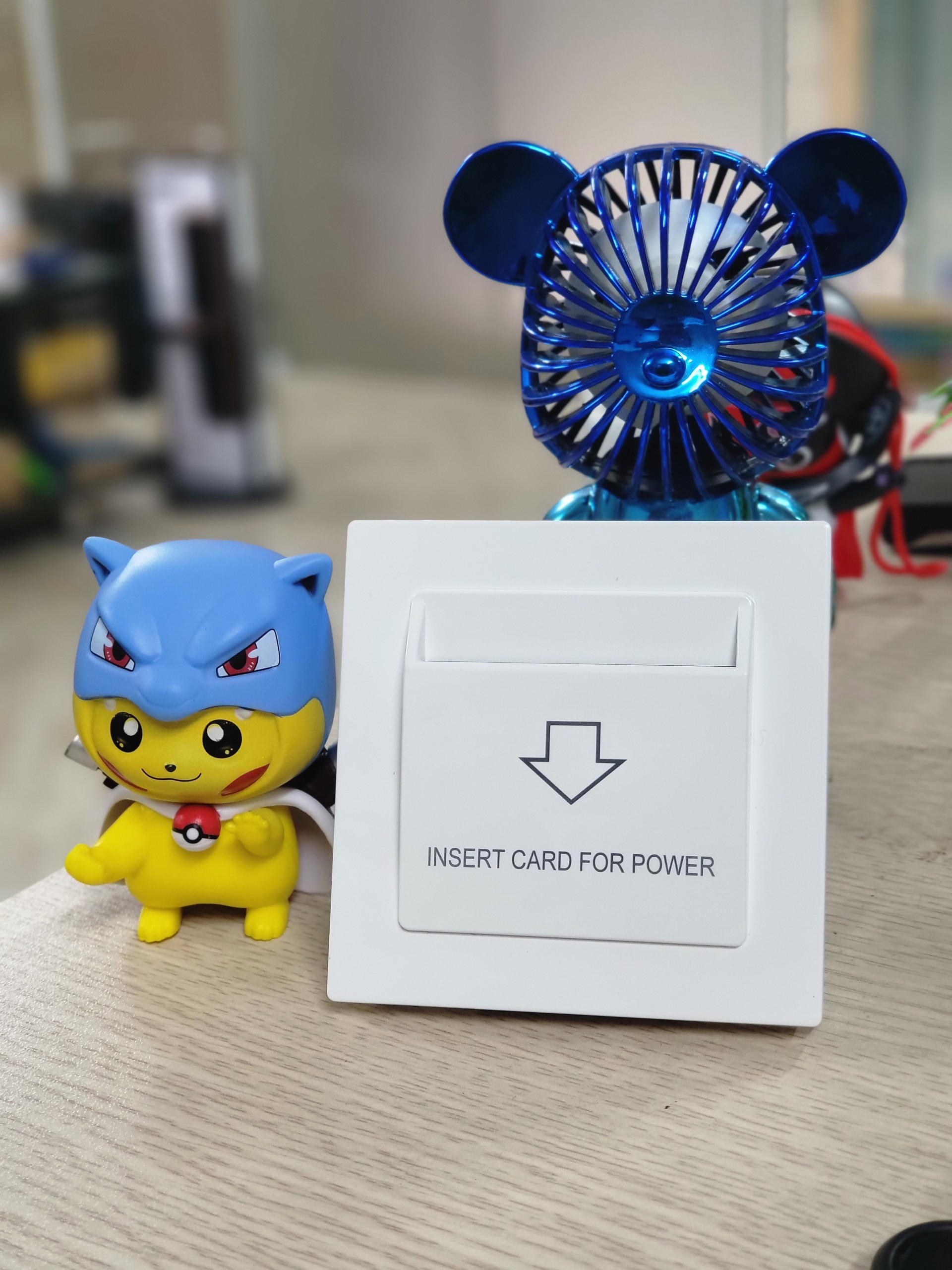 Công Tắc Thẻ Từ Khách Sạn Hình Vuông 40A SHP-KS2