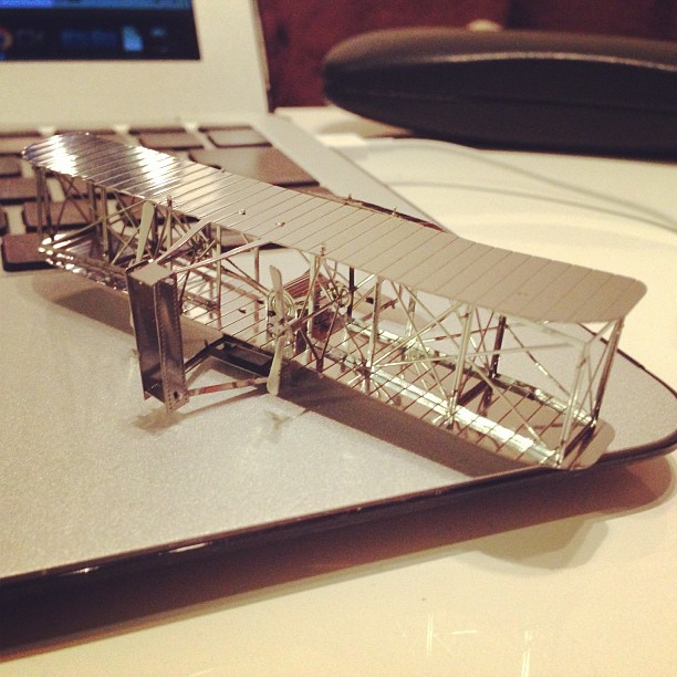 Mô Hình 3D Kim Loại Lắp Ráp Máy Bay Wright Flyer 1903 [Chưa Lắp]
