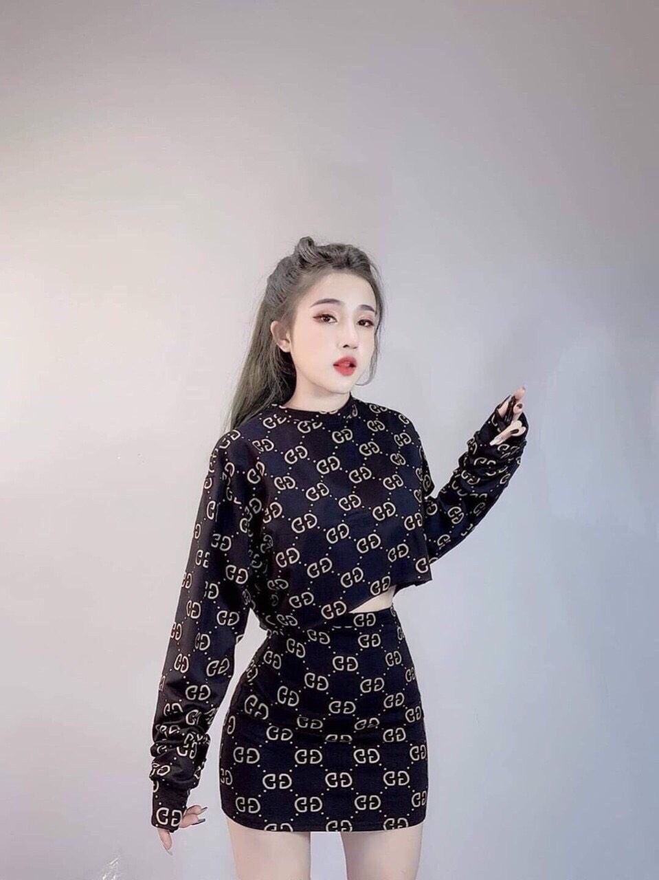 [HCM]Sét Áo và Chân Váy In chữ DG