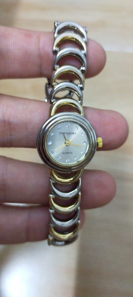 đồng hồ nữ Yumi Katsura