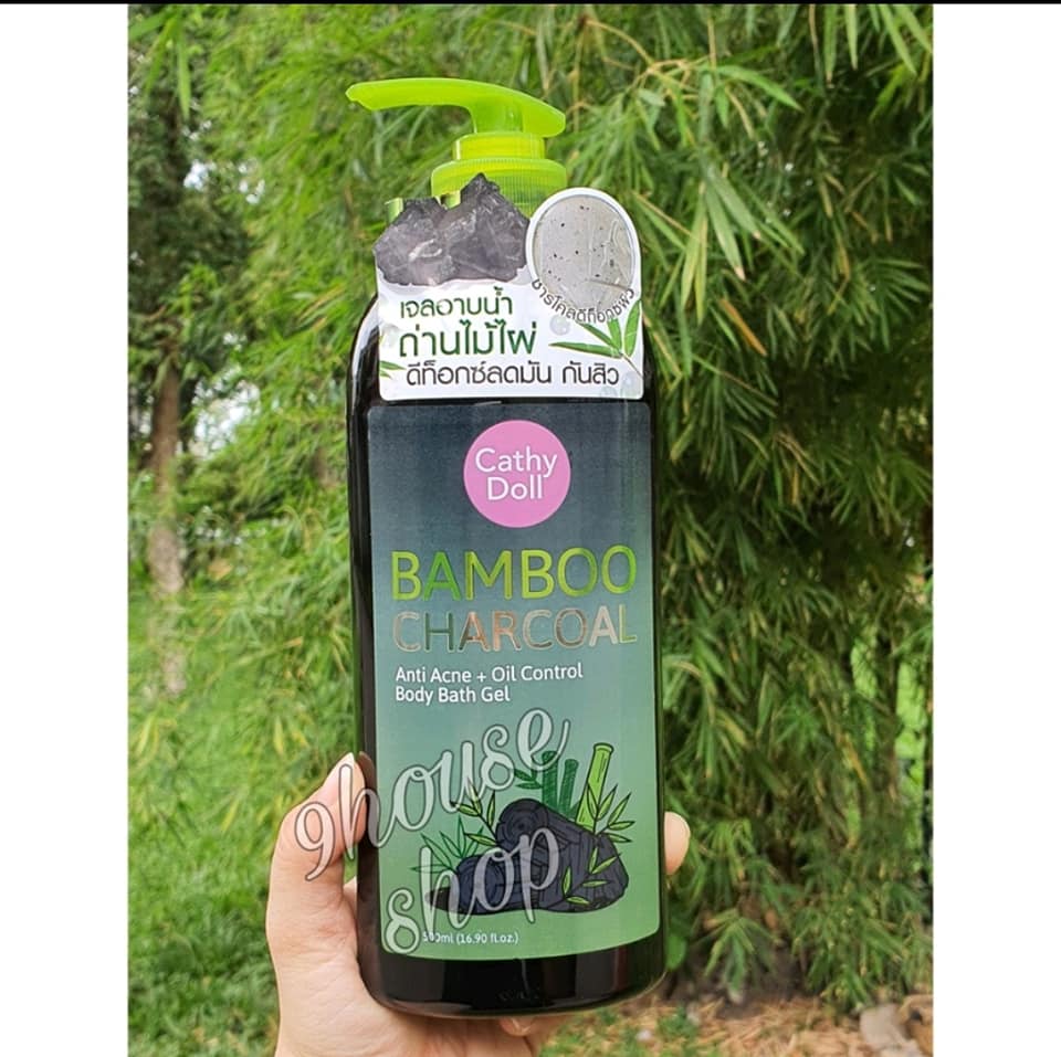 01 Chai Sữa Tắm Than Tre Cathy Doll Thái Lan 450ml (BAMBOO CHARCOAL) (2617)