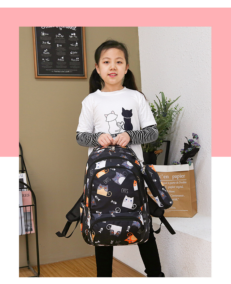 High-end backpack for girls, leisure backpack waterproof back bag for primary school students 2