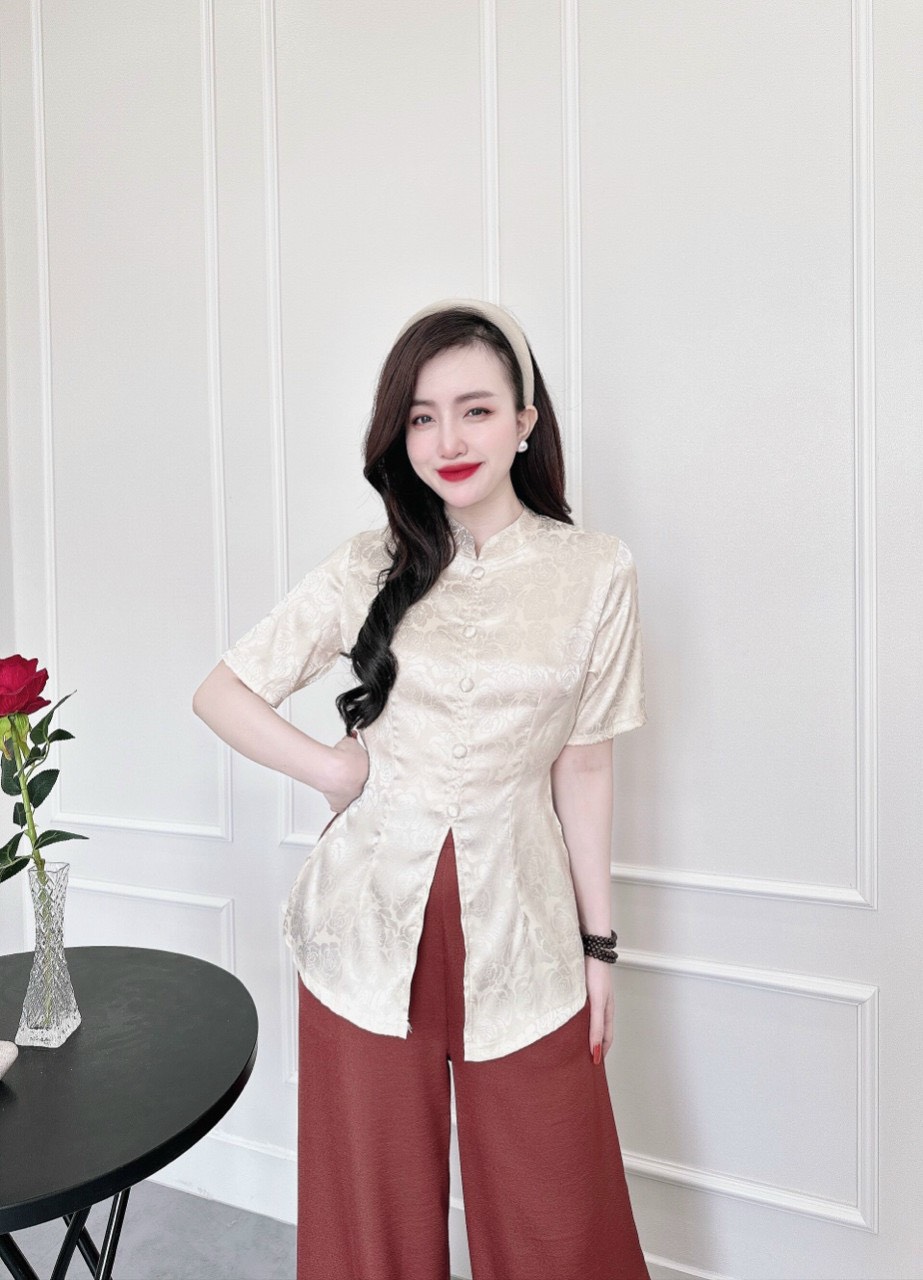 Set bộ đồ lam họa tiết hoa chìm cổ đứng mix quần đen suông dài, set bộ đồ lam đi chùa chất vải lụa hoa