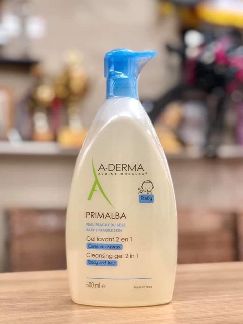 Sữa tắm Aderma cho bé