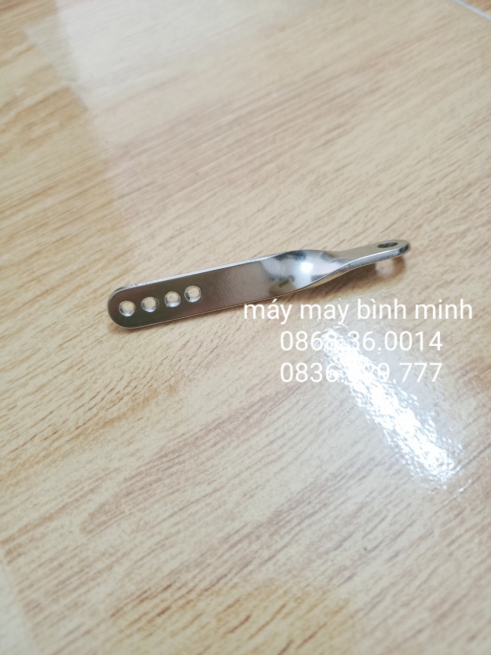 Dẫn chỉ 4 lỗ máy trần đè KANSAI