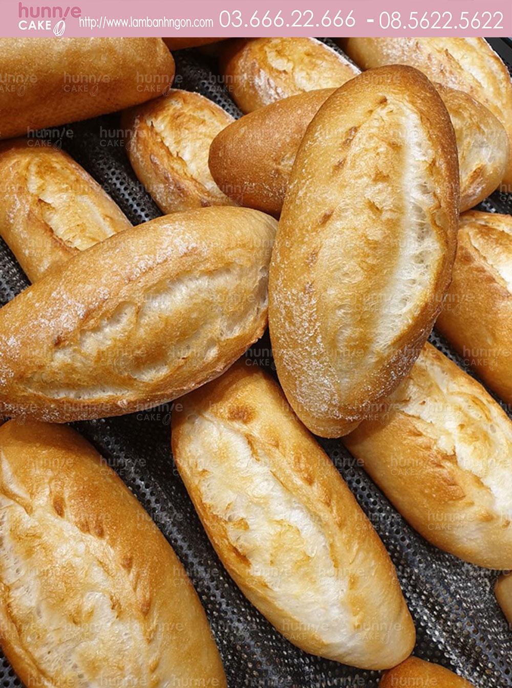 Bột mỳ Artisan Bread Flour Bob's Red Mills / 2.27kg - HSD: 2/6/2021