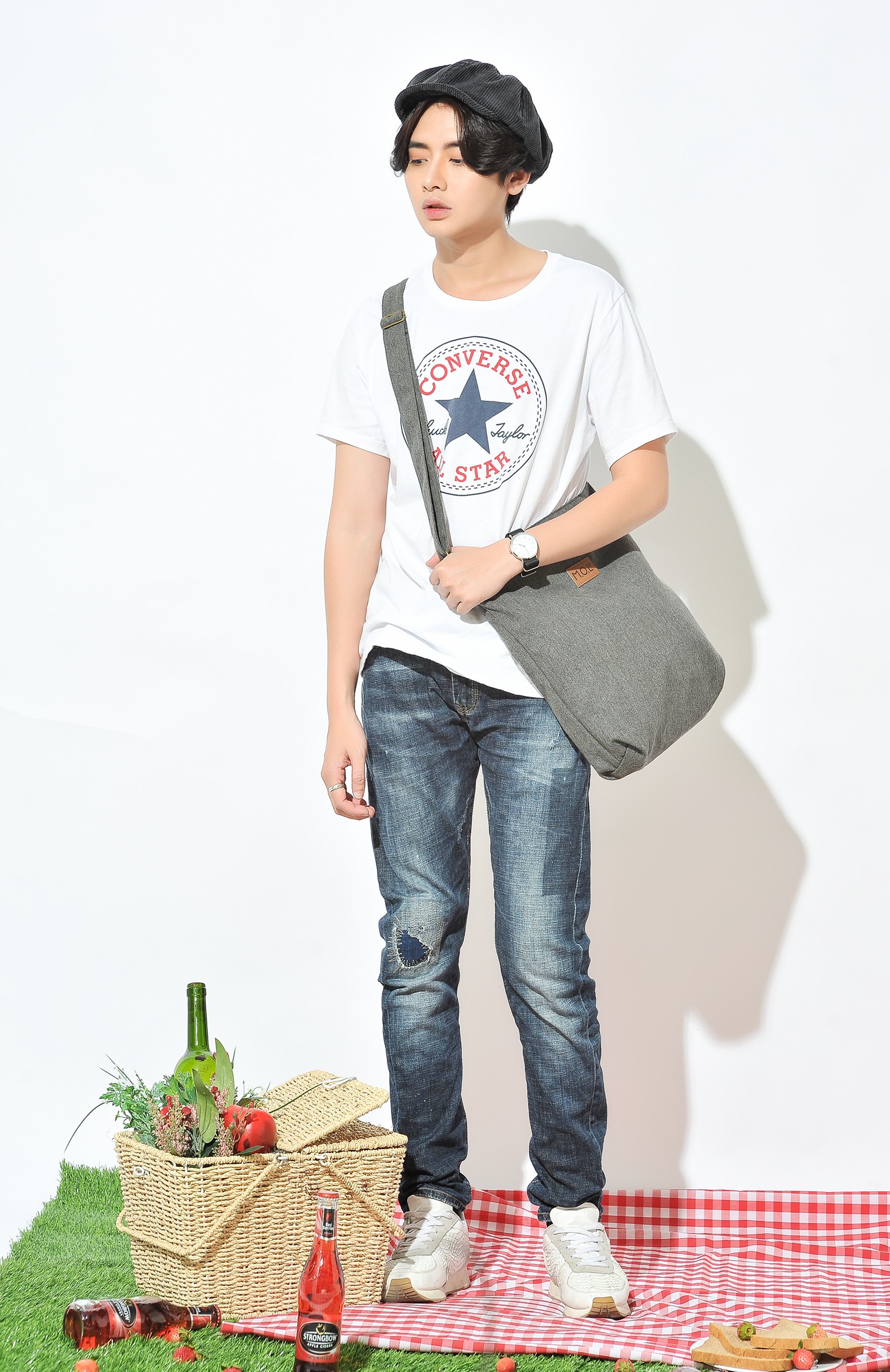 Túi đeo chéo: M.O.L Cross Tote