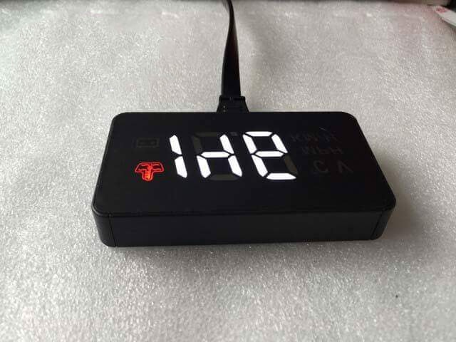 Bộ hiển thị tốc độ HUD A100