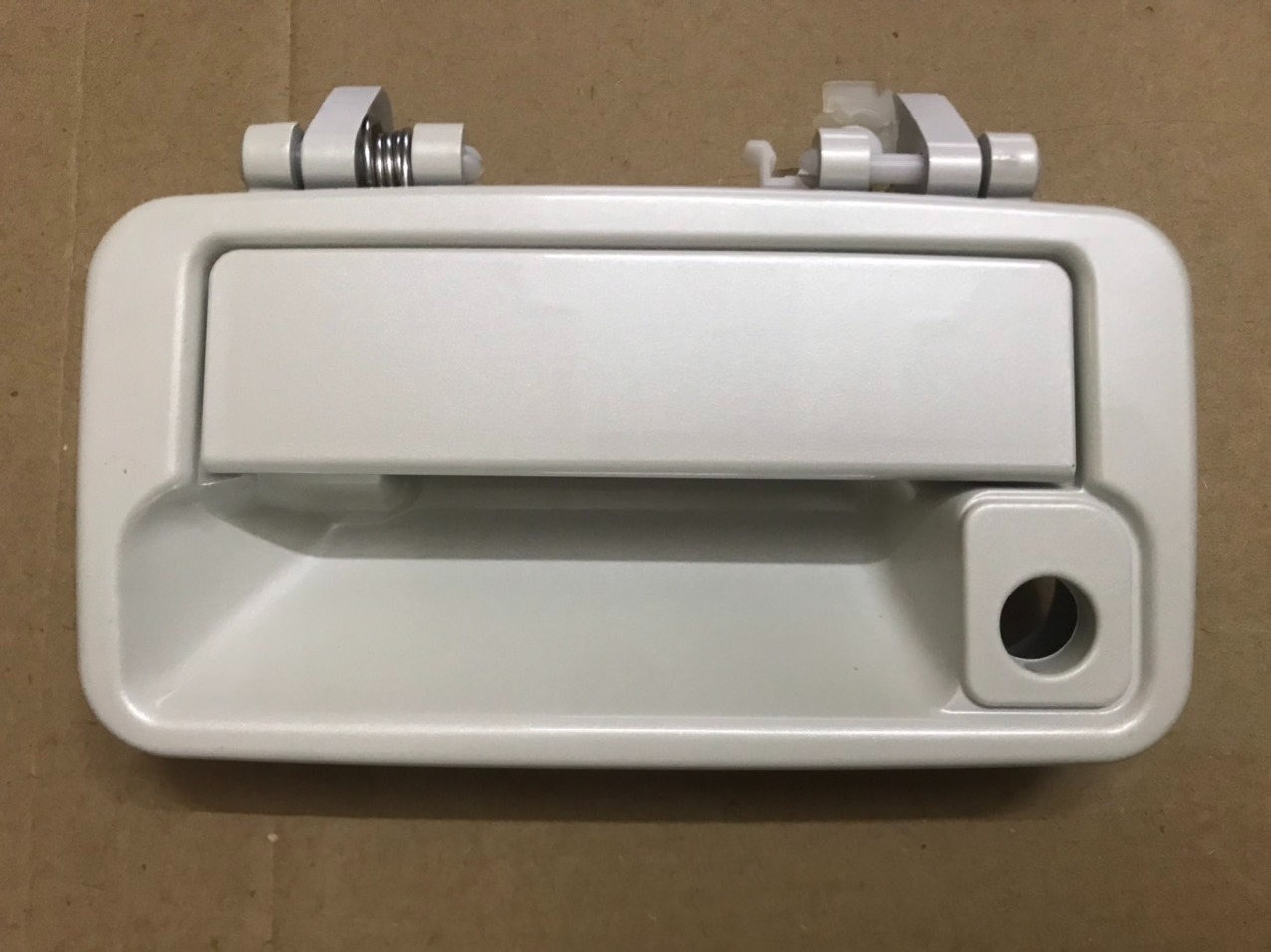 Suzuki Wagon R+ Exterior Trunk Opener