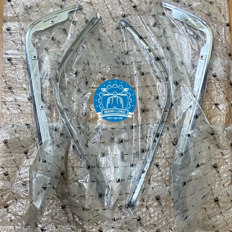 Bộ nẹp mạ chrome Vespa Sprint, Vespa primavera ( Chính hãng )