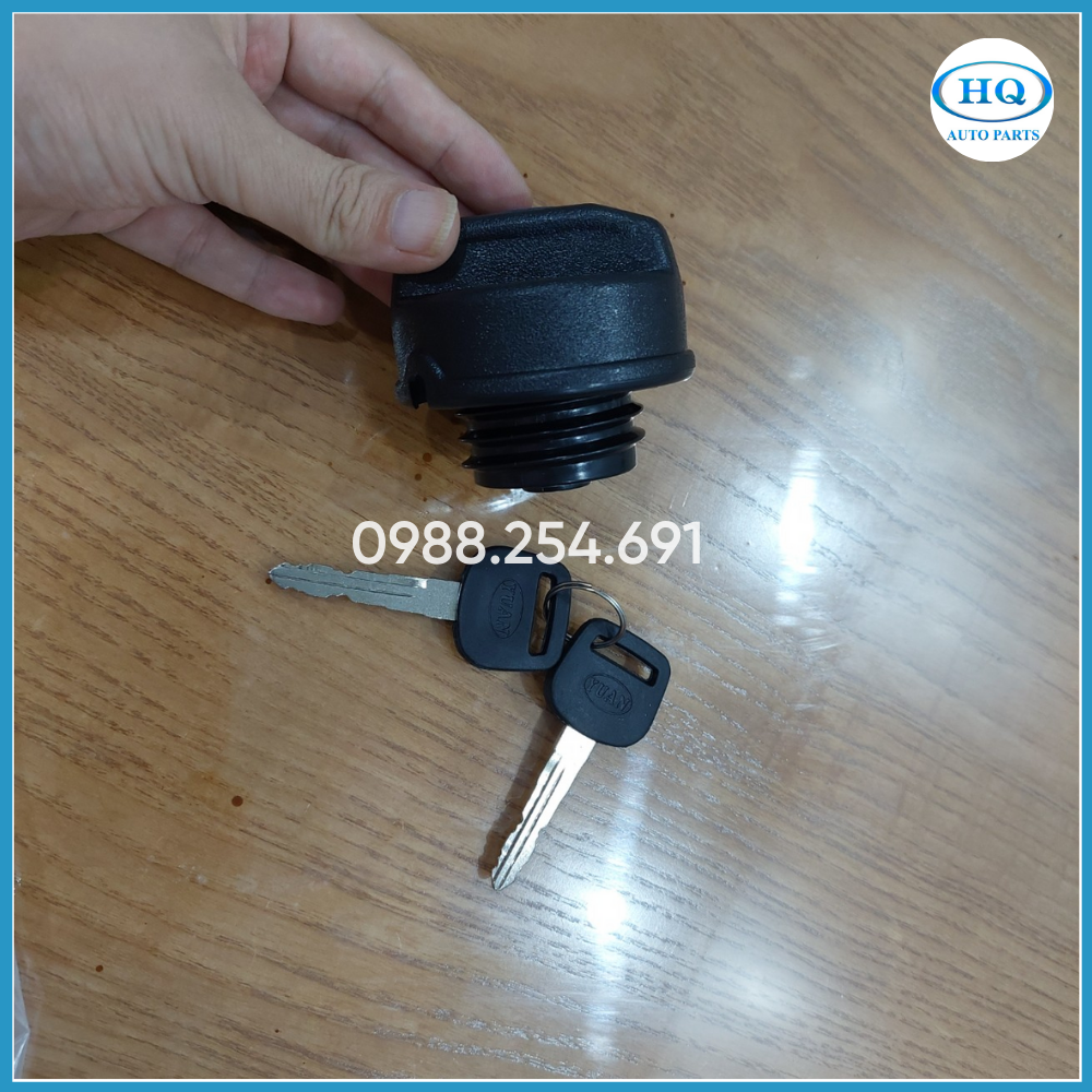 Nắp bình xăng Thaco 750, Thaco 800 (loại có khóa)