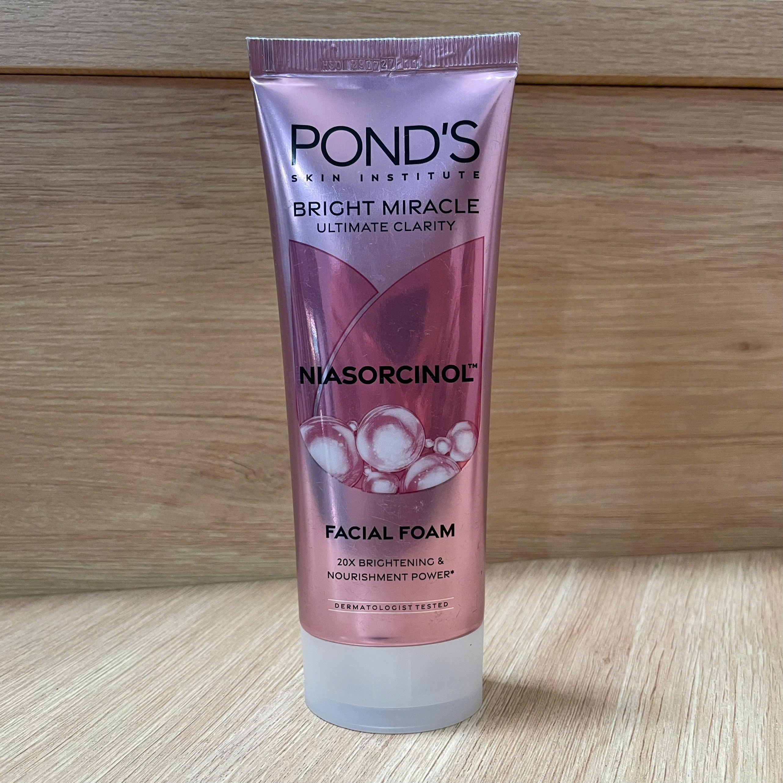 Sữa rửa mặt PONDS 100g
