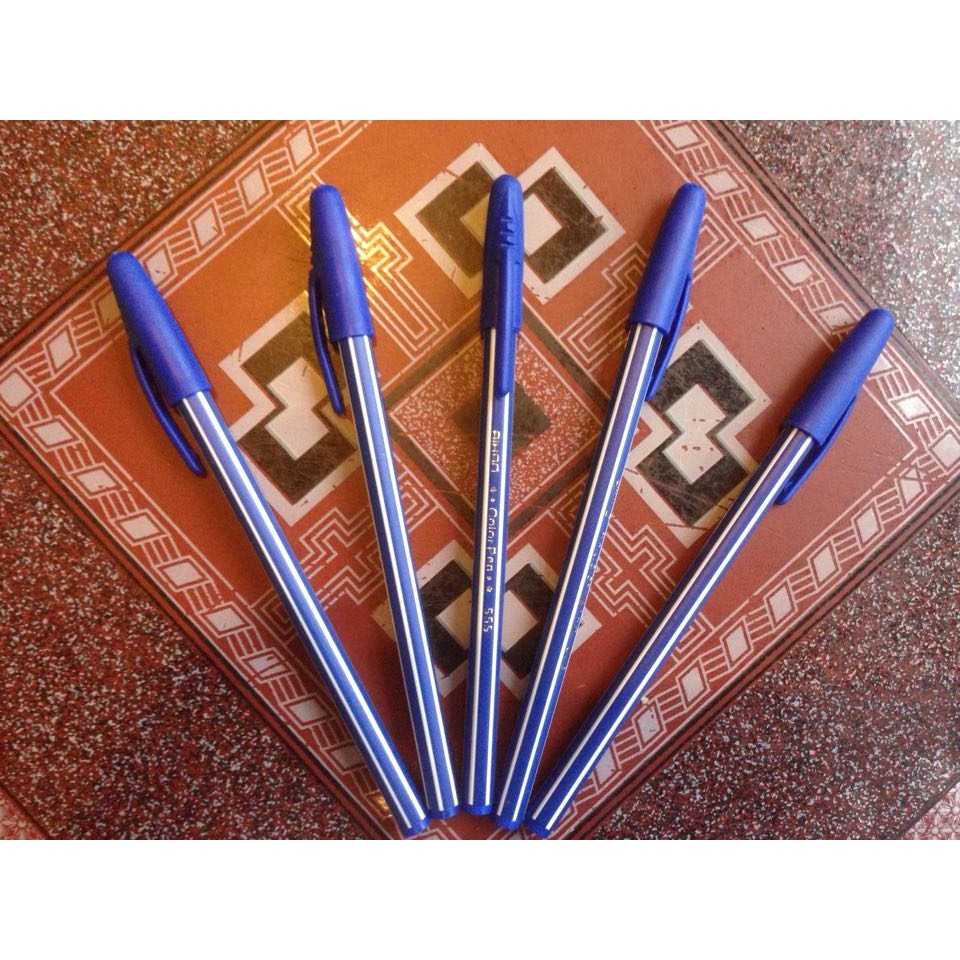 50 chiếc bút bi kẻ sọc rd555