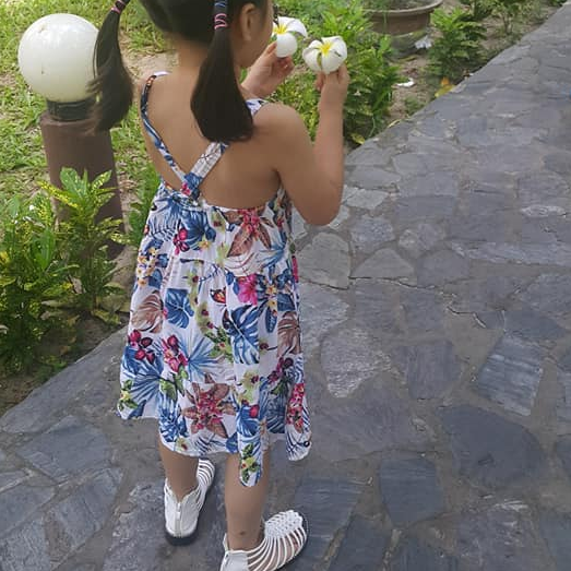 [HCM]Váy lanh lụa 2 dây cho bé