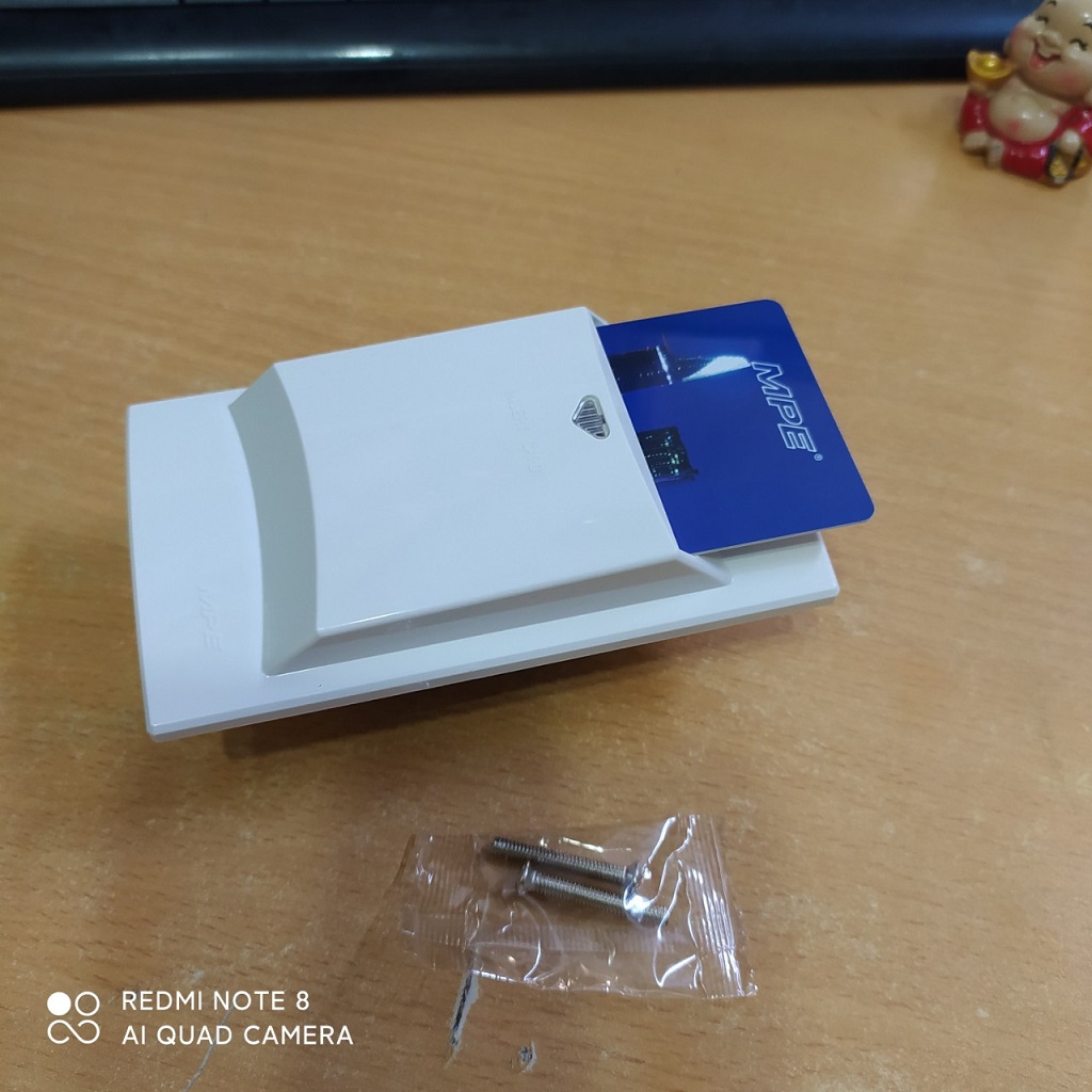 [HCM]CÔNG TẮC THẺ TỪ 25A MPE DÙNG CHO KHÁCH SẠN