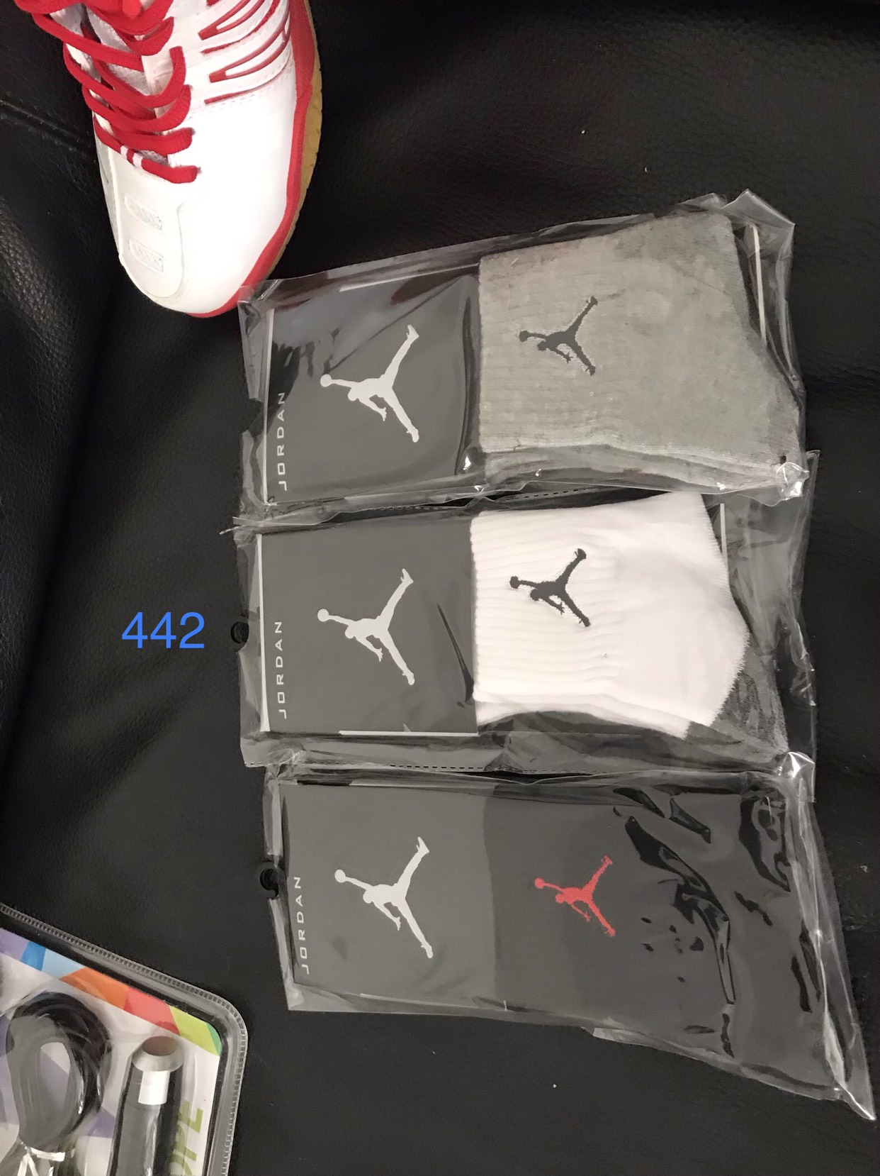 Tất thể thao Jordan 442  chính hãng (đen,trắng,xám)