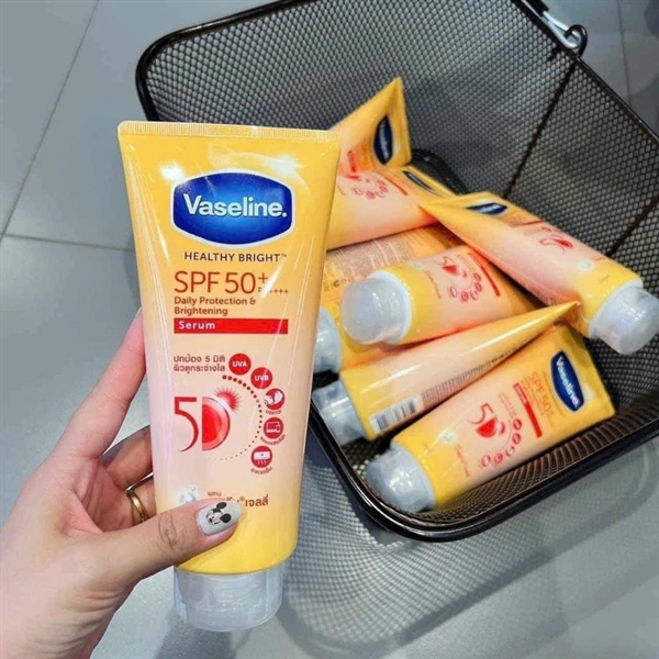 Dưỡng thể vaseline 50x mẫu mới Thái Lan 300ml