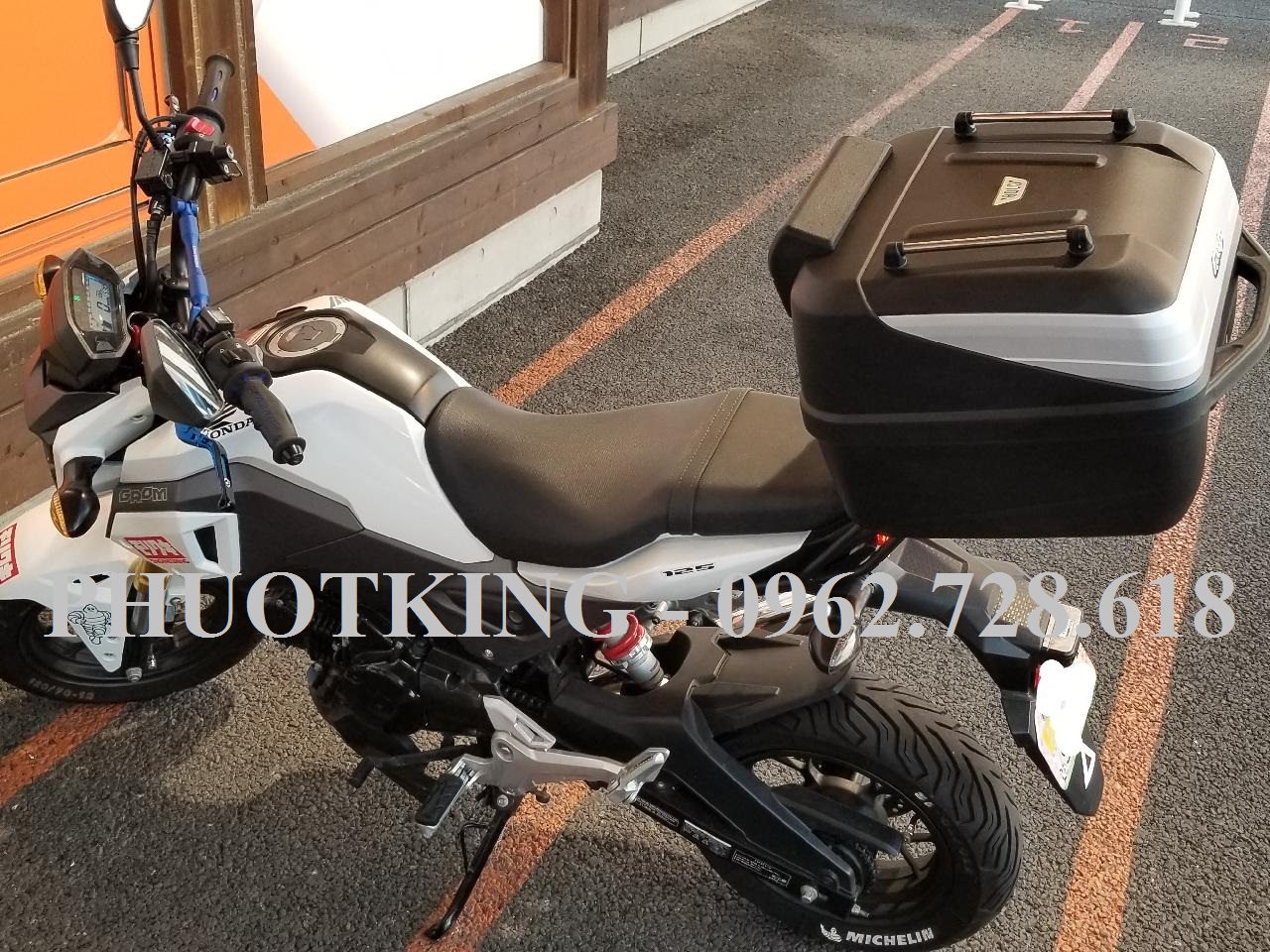 [CHÍNH HÃNG] Thùng sau xe máy Givi B32N ADV
