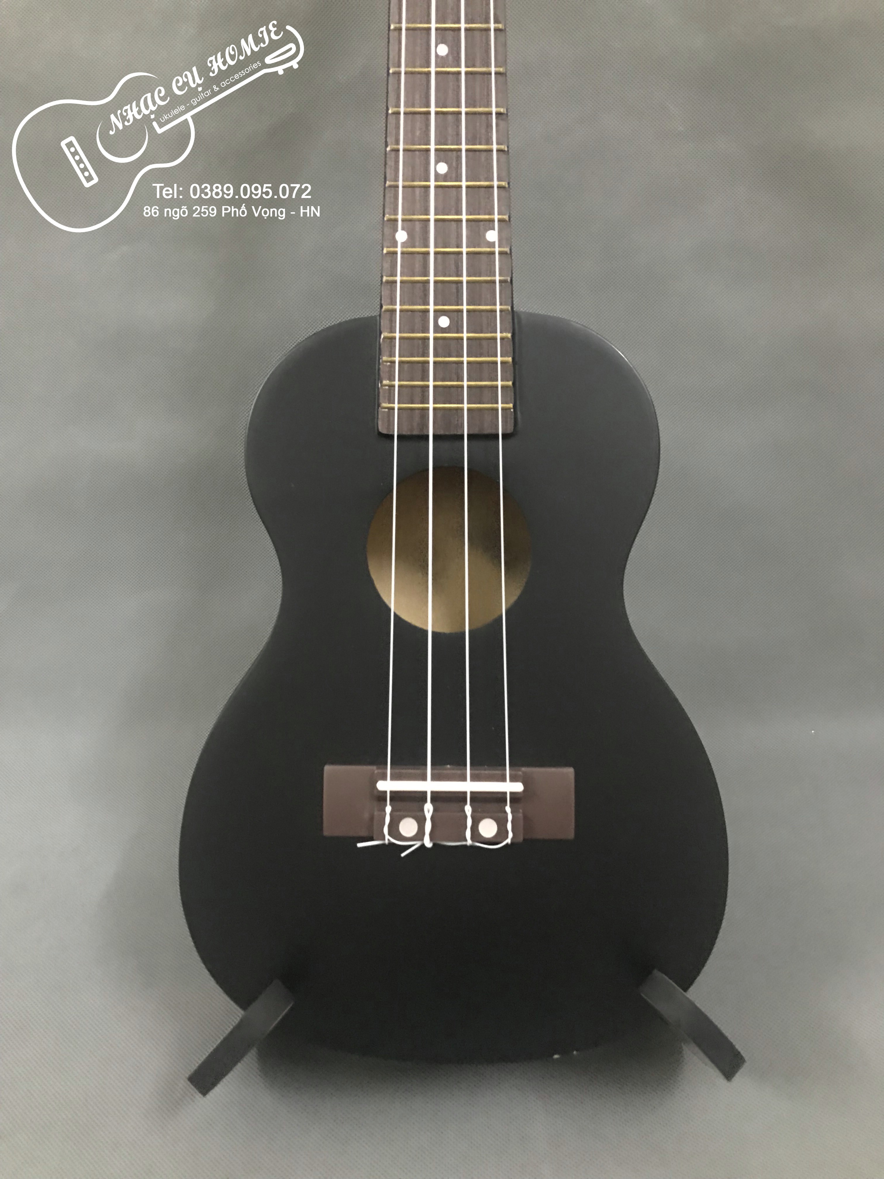 ĐÀN UKULELE CONCERT ĐEN TRƠN