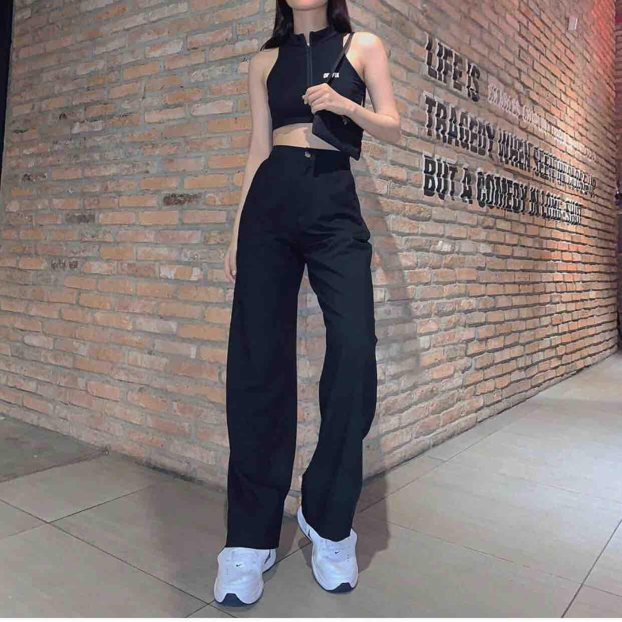 QUẦN CULOTTES ĐEN NÚT