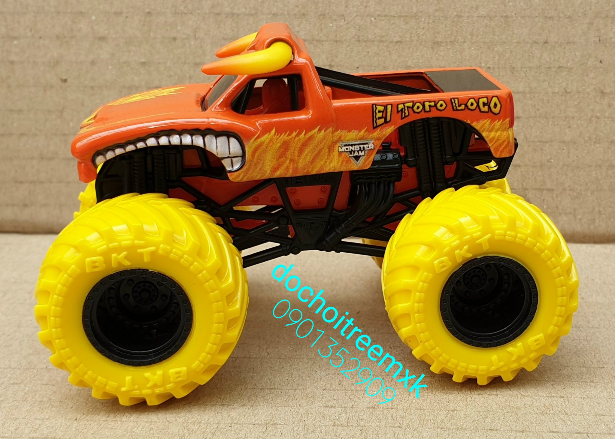 [HCM]Set xe Monter Jam màu cam cho bé hàng Spin Master Canada (Monter Jam Creatures)