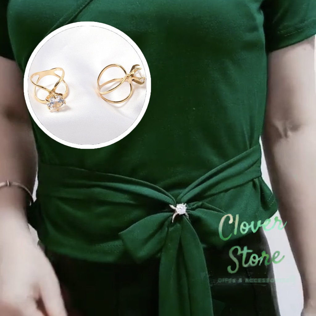 Khuy cài khăn lụa - Nút thắt khăn lụa quàng cổ trendy