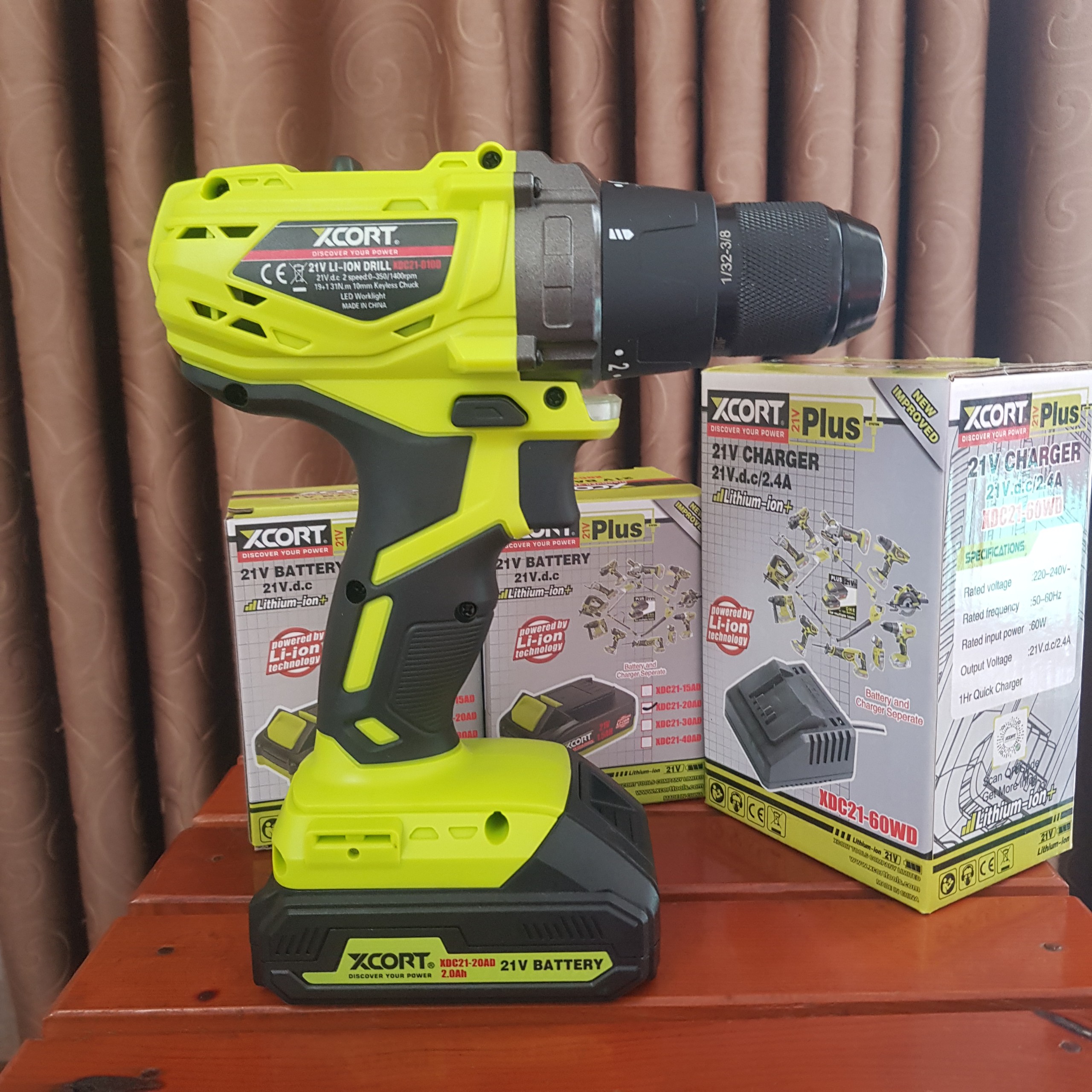 Máy bắt vít-Máy khoan bắt vít 20V MAX XCORT [CHÍNH HÃNG]