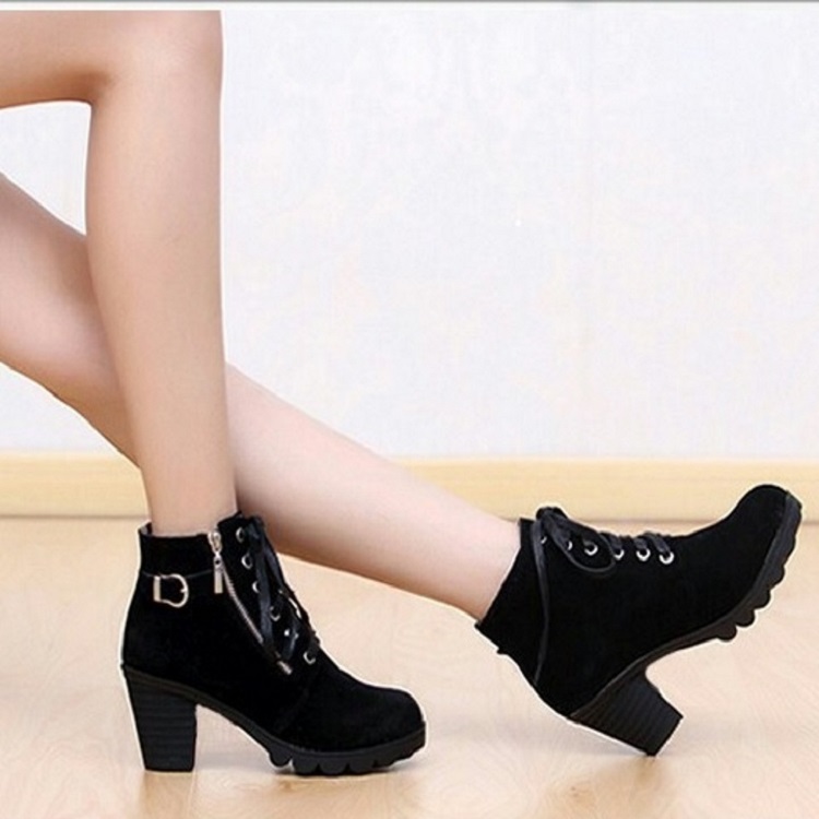 [HCM]Giày boot nữ đế vuông ADORA - GN323