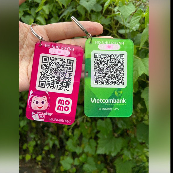 Móc khoá in mã qr cod chất liệu mica,in stk theo yêu cầu