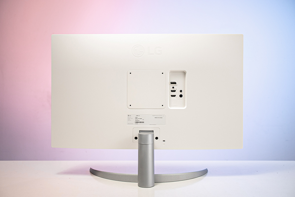 MÀN HÌNH LG 27UP600-W (27INCH/UHD/IPS/60HZ/5MS)