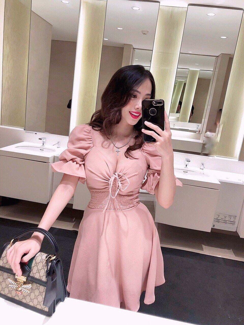 Đầm nữ xòe nhún tay áo thời trang sgr đ55